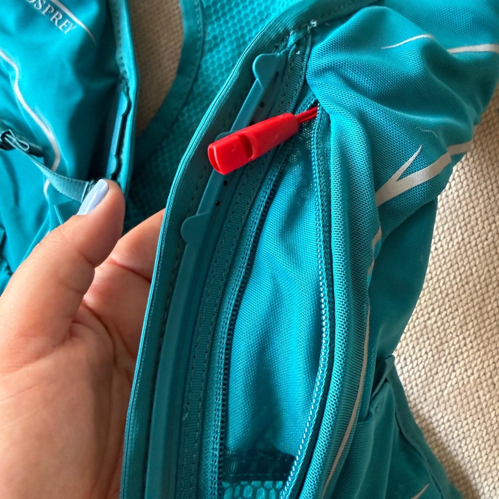 OSPREY Teal Women’s Running Hydration Vest - Picture 4 of 5